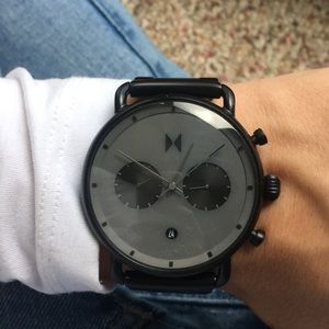 MVMT Black Watch